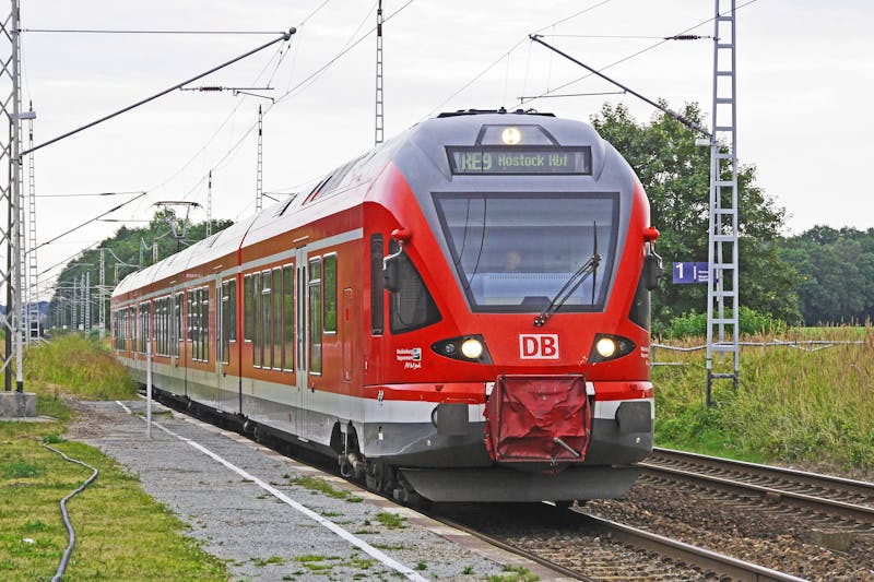 ETCS pociąg na torze